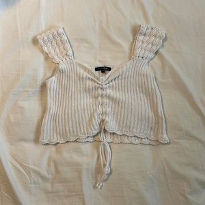 ON THE HOUR IVORY KNIT RUCHED CROP TANK TOP